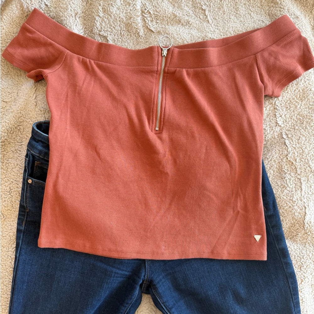 Guess Off the Shoulder Crop Top